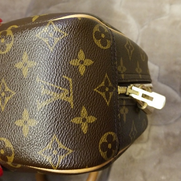 Louis Vuitton Trouville - Picture 6 of 8